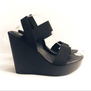 Steve Madden Black Platform Wedge Sandals Elastic Stretch Upper SZ 11